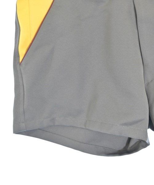 PRADA（プラダ）ショートパンツ グレー サイズ:50(XL位) メンズ/2200701397067