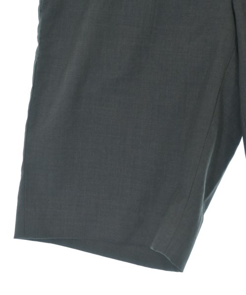 PRADA（プラダ）ショートパンツ グレー サイズ:44(S位) メンズ/2200661508046