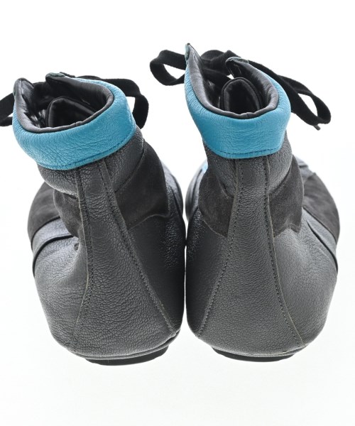 PRADA（プラダ）スニーカー グレー サイズ:6(25cm位) メンズ/2200716923077