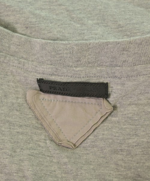 PRADA（プラダ）Tシャツ・カットソー グレー サイズ:L メンズ/2200634044410