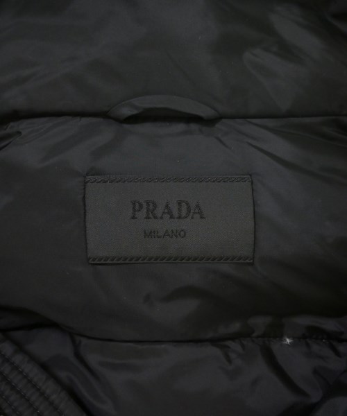 PRADA（プラダ）ダウンジャケット/ダウンベスト 黒 サイズ:52(XXL位) メンズ/2200700388011