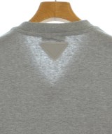 PRADA（プラダ）Tシャツ・カットソー グレー サイズ:L メンズ/2200705408363