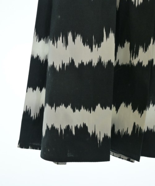 PRADA（プラダ）ひざ丈スカート 黒 サイズ:40(M位) レディース/2200706524147