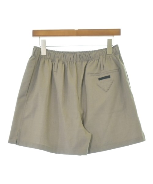 PRADA（プラダ）ショートパンツ グレー サイズ:38(S位) レディース/2200708461044