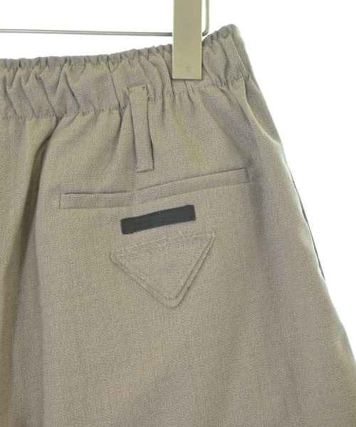 PRADA（プラダ）ショートパンツ グレー サイズ:38(S位) レディース/2200708461044