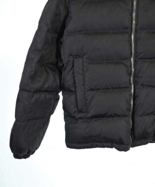 PRADA（プラダ）ダウンジャケット/ダウンベスト 黒 サイズ:S メンズ/2200665941016