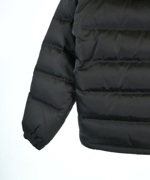PRADA（プラダ）ダウンジャケット/ダウンベスト 黒 サイズ:S メンズ/2200665941016