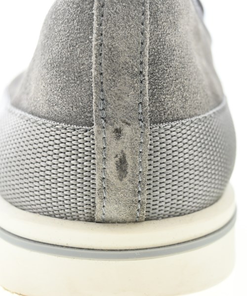 PRADA（プラダ）スニーカー グレー サイズ:8 1/2(27.5cm位) メンズ/2200667740099