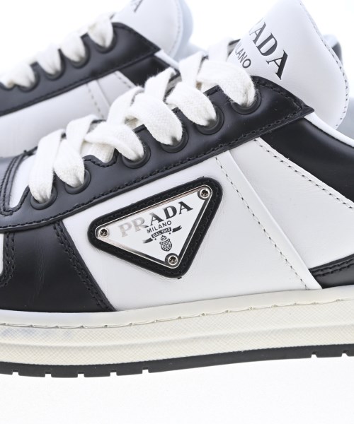 PRADA（プラダ）スニーカー 白 サイズ:EU37(23.5cm位) レディース/2200729615174