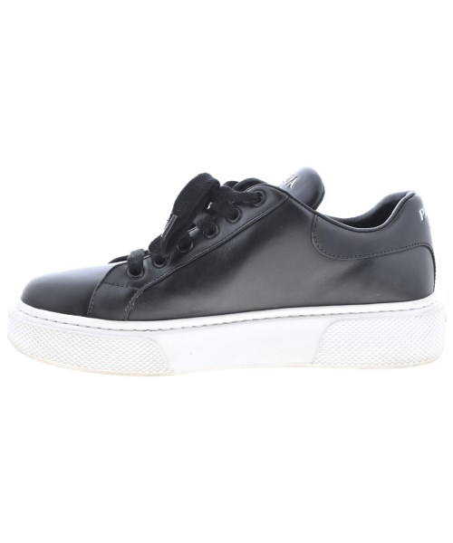 PRADA（プラダ）スニーカー 黒 サイズ:EU37(23.5cm位) レディース/2200730024088