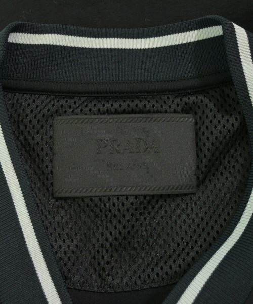 PRADA（プラダ）Tシャツ・カットソー 黒 サイズ:S メンズ/2200731002047