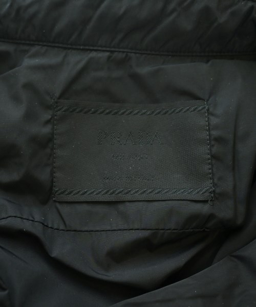 PRADA（プラダ）カジュアルシャツ 黒 サイズ:L メンズ/2200732717070
