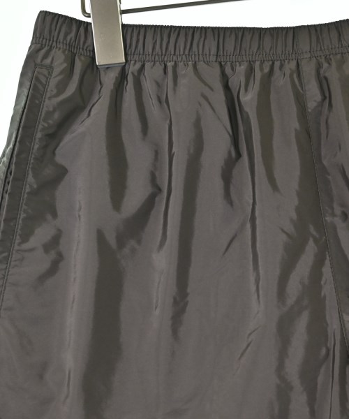 PRADA（プラダ）ショートパンツ グレー サイズ:46(M位) メンズ/2200735078055