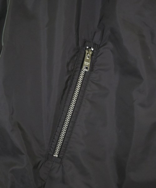 PRADA（プラダ）マウンテンパーカー 黒 サイズ:46(XL位) レディース/2200724336166