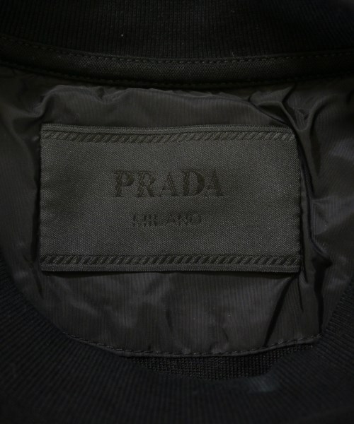 PRADA（プラダ）Tシャツ・カットソー 黒 サイズ:M メンズ/2200726792106