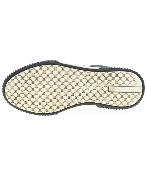 PRADA（プラダ）スニーカー 黒 サイズ:UK7 1/2(26cm位) メンズ/2200682592017