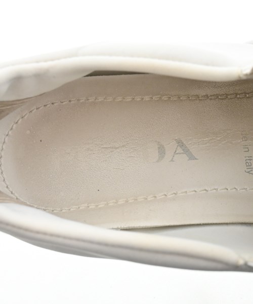 PRADA（プラダ）スニーカー 白 サイズ:EU38 1/2(25cm位) レディース/2200673900227
