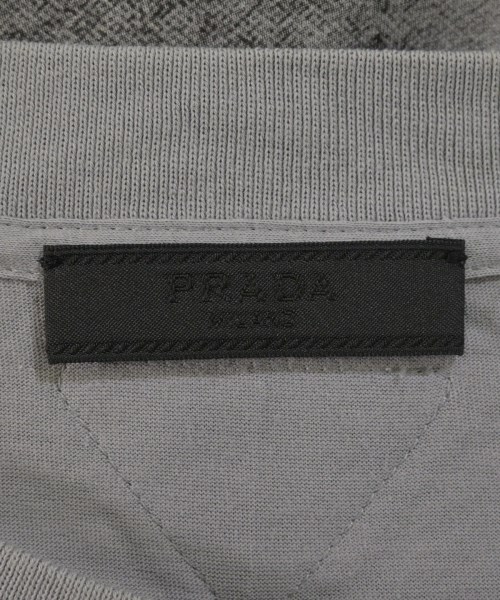 PRADA（プラダ）Tシャツ・カットソー グレー サイズ:L メンズ/2200684934143