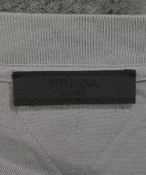 PRADA（プラダ）Tシャツ・カットソー グレー サイズ:L メンズ/2200684934143