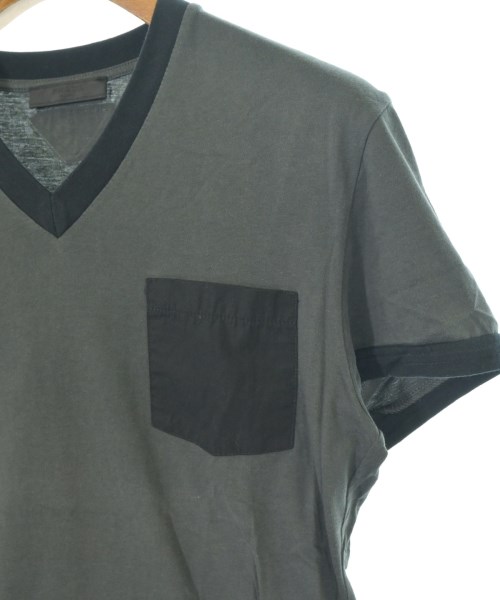 PRADA（プラダ）Tシャツ・カットソー グレー サイズ:XS メンズ/2200681321120