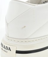 PRADA（プラダ）スニーカー 白 サイズ:UK6(24.5cm位) メンズ/2200687319039