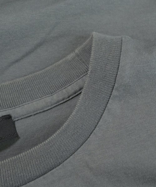 PRADA（プラダ）Tシャツ・カットソー グレー サイズ:L メンズ/2200687445097