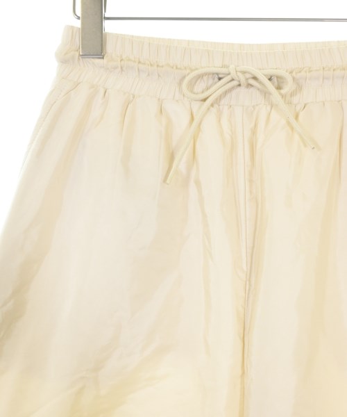 PRADA（プラダ）その他 白 サイズ:38(S位) レディース/2200687559053