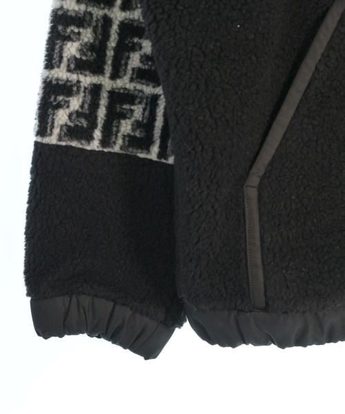 FENDI（フェンディ）パーカー 黒 サイズ:XS メンズ/2200510685010