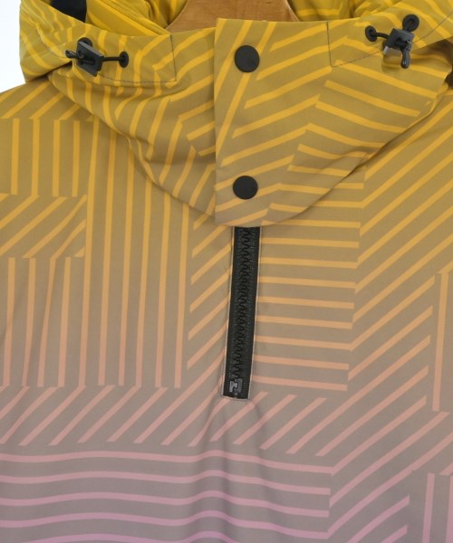 FENDI（フェンディ）ダウンジャケット/ダウンベスト その他（柄物・カラフル） サイズ:46(M位) メンズ/2200626382094