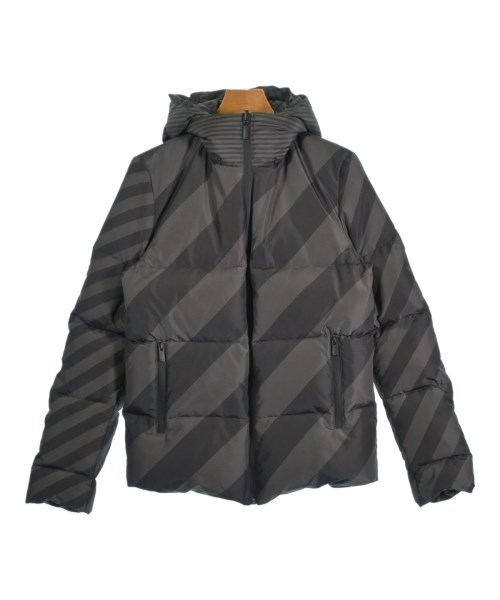 FENDI（フェンディ）ダウンジャケット/ダウンベスト グレー サイズ:44(S位) メンズ/2200579298145