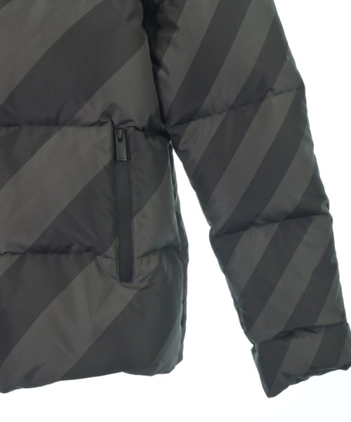 FENDI（フェンディ）ダウンジャケット/ダウンベスト グレー サイズ:44(S位) メンズ/2200585154015