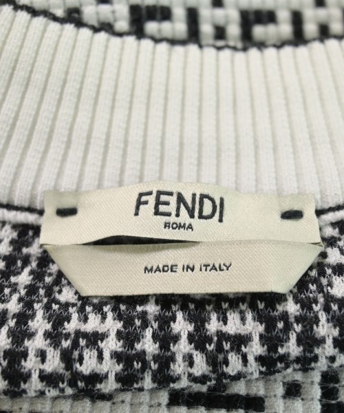 FENDI（フェンディ）カーディガン 白 サイズ:36(XS位) レディース/2200610042201