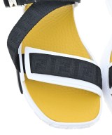 FENDI（フェンディ）サンダル 白 サイズ:-(26cm位) メンズ/2200612221130