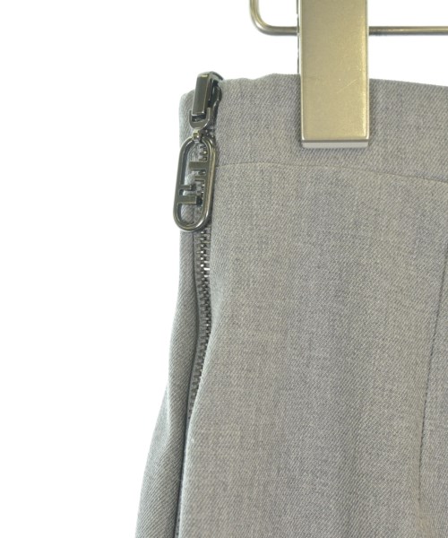 FENDI（フェンディ）ロング・マキシ丈スカート グレー サイズ:38(S位) レディース/2200614843026