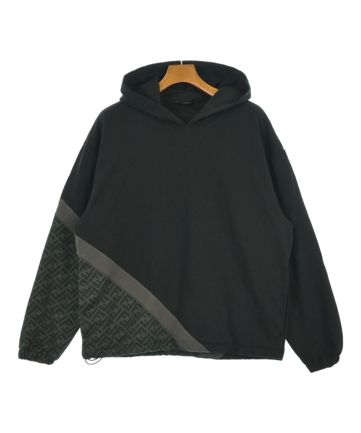 FENDI（フェンディ）パーカー 黒 サイズ:S メンズ/2200609241028