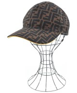 FENDI キャップ