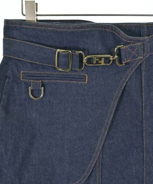 FENDI（フェンディ）ミニスカート 紺 サイズ:38(S位) レディース/2200675011099