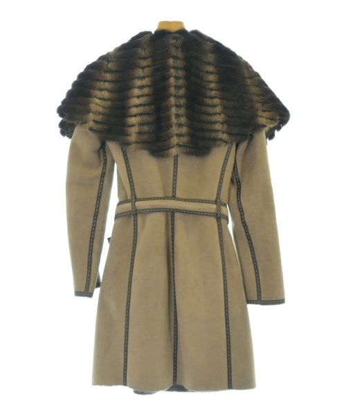 FENDI（フェンディ）その他 ベージュ サイズ:38(S位) レディース/2200668074018