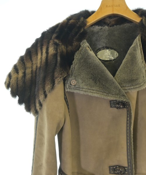 FENDI（フェンディ）その他 ベージュ サイズ:38(S位) レディース/2200668074018