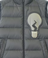 FENDI（フェンディ）ダウンジャケット/ダウンベスト 黒 サイズ:48(L位) メンズ/2200668074902