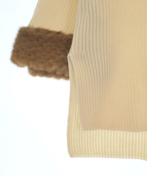 FENDI（フェンディ）ニット・セーター 白 サイズ:36(XS位) レディース/2200680345097