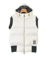 FENDI（フェンディ）ダウンジャケット/ダウンベスト 白 サイズ:40(M位) レディース/2200654150153