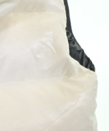 FENDI（フェンディ）ダウンジャケット/ダウンベスト 白 サイズ:40(M位) レディース/2200654150153