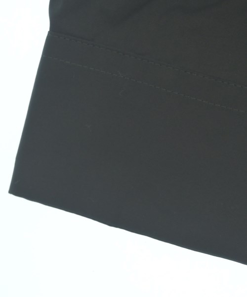 FENDI（フェンディ）カジュアルシャツ 黒 サイズ:44(S位) メンズ/2200662073079