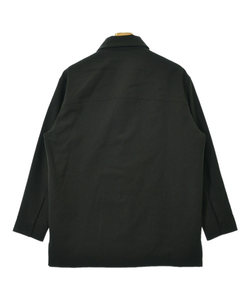 FENDI（フェンディ）カジュアルシャツ 黒 サイズ:48(L位) メンズ/2200713847055