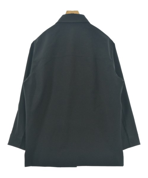 FENDI（フェンディ）カジュアルシャツ 黒 サイズ:48(L位) メンズ/2200713847062