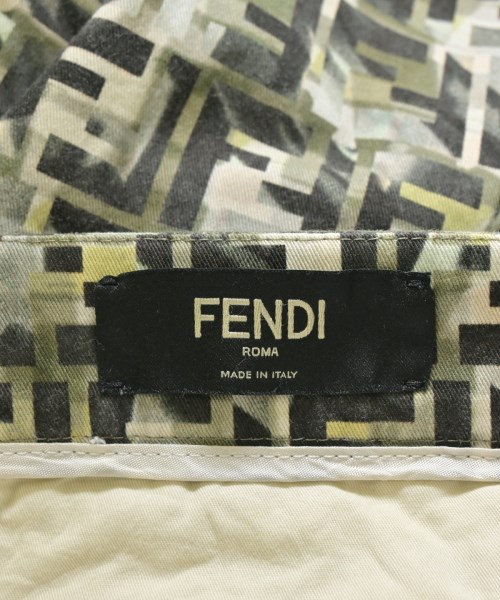 FENDI（フェンディ）ショートパンツ カーキ サイズ:50(XL位) メンズ/2200714450056