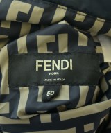 FENDI（フェンディ）ダウンジャケット/ダウンベスト 紺 サイズ:50(XL位) メンズ/2200646094014