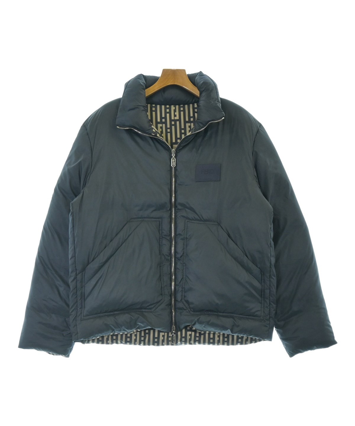 FENDI（フェンディ）ダウンジャケット/ダウンベスト 紺 サイズ:50(XL位