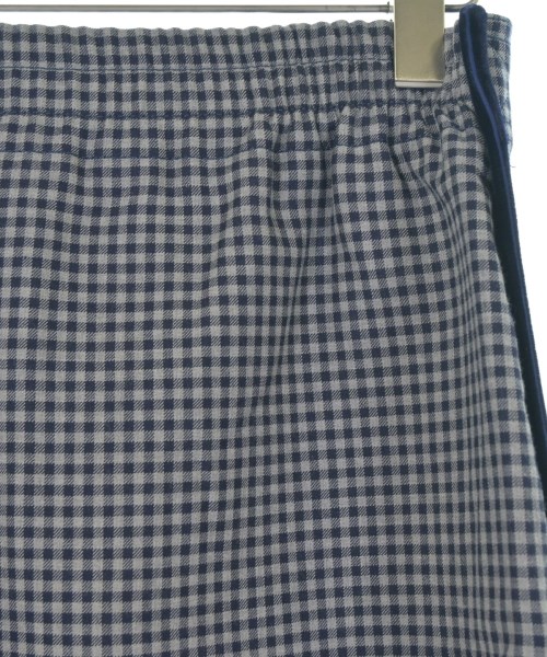 FENDI（フェンディ）ミニスカート 紺 サイズ:36(XS位) レディース/2200646510248